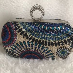 Cute sequins   bag with bling diamonds on front